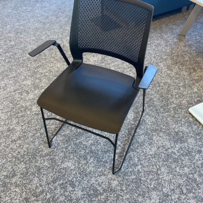 sit on it Lumin stacking chairs