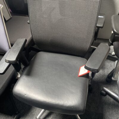 Office chair with vinyl seat