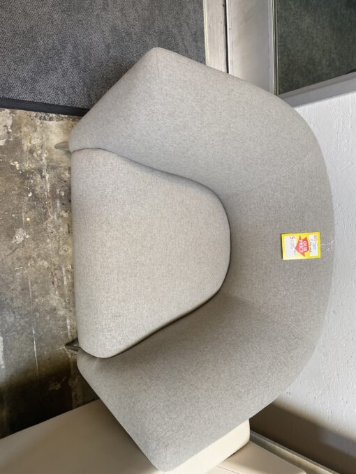 Showroom piece for sale - Friant Jot Club chair