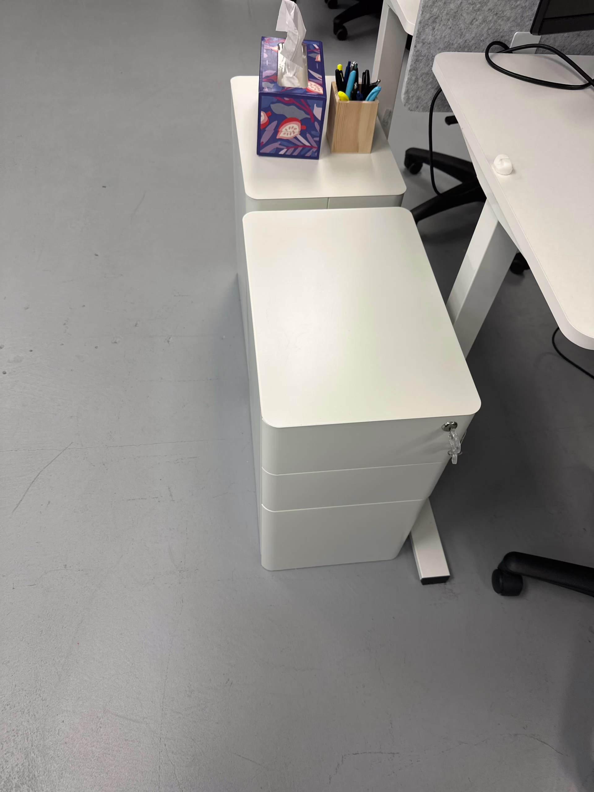 Modern Box-Box-File pedestals