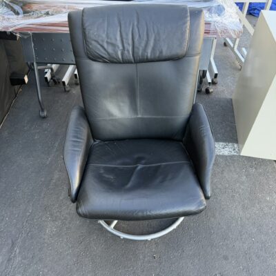 Leather side chair with round base