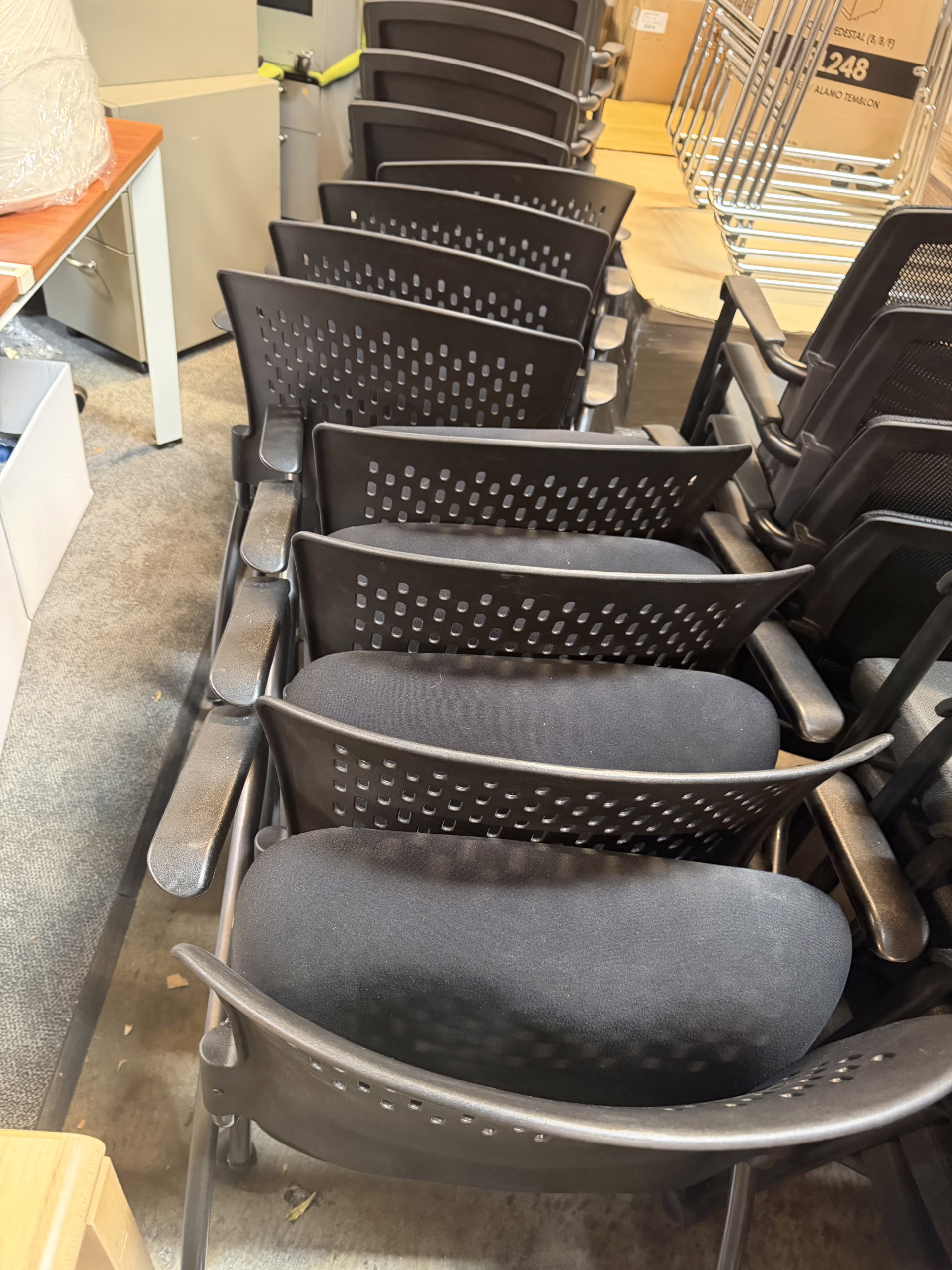 Agenda Nesting Chairs