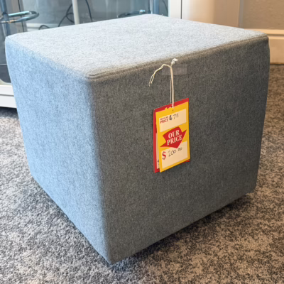 OFGO Studio - Vibe - 18"w x 18"d 17.5"h - Square Ottoman – Casters