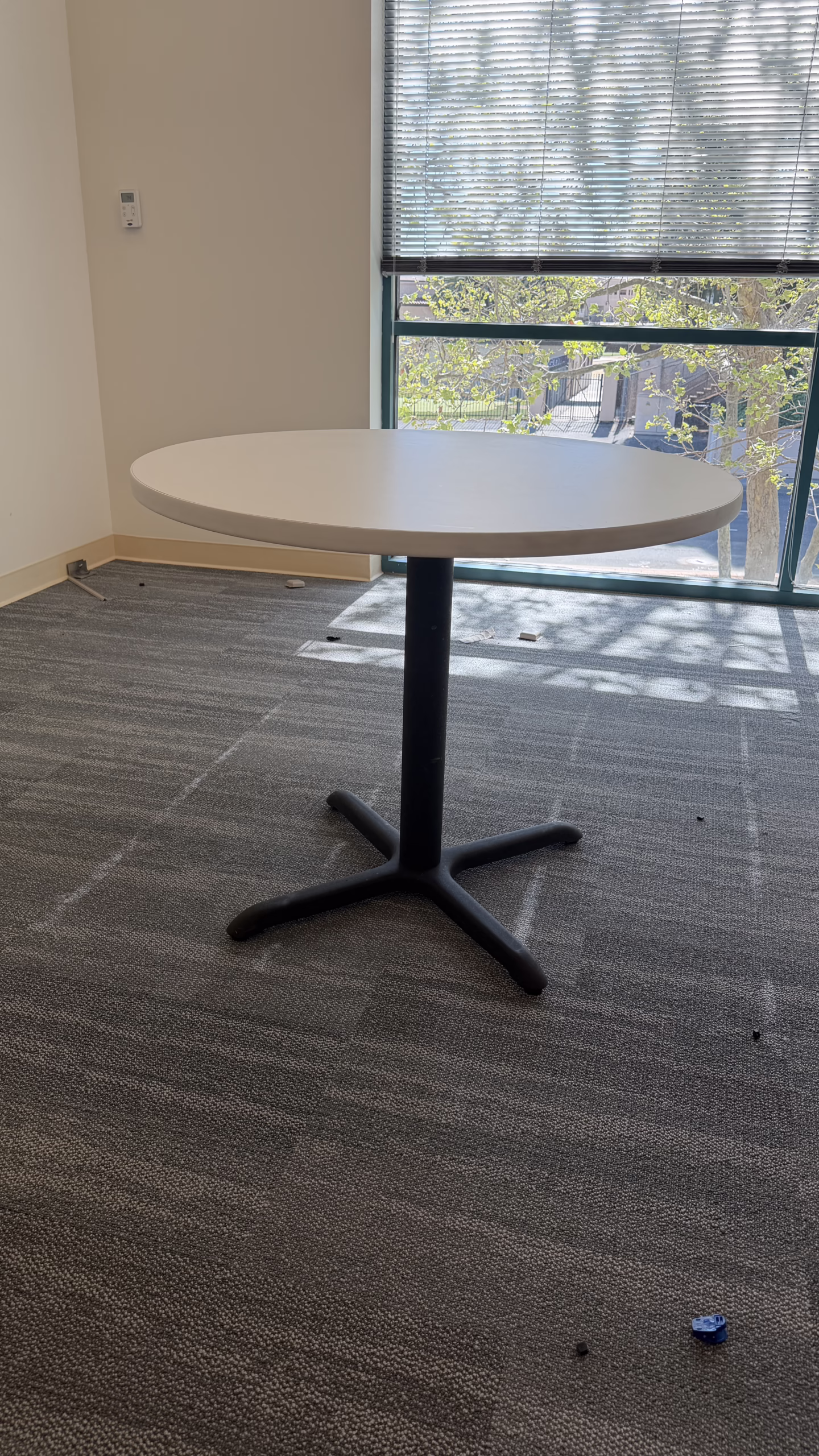 48" round table with black base