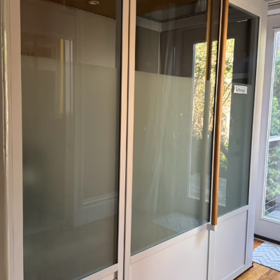 pre-owned 4 person ROOM Privacy pod